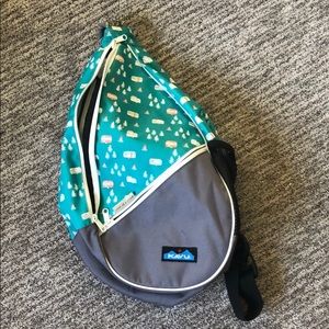 Kavu Rope shoulder sling bag.